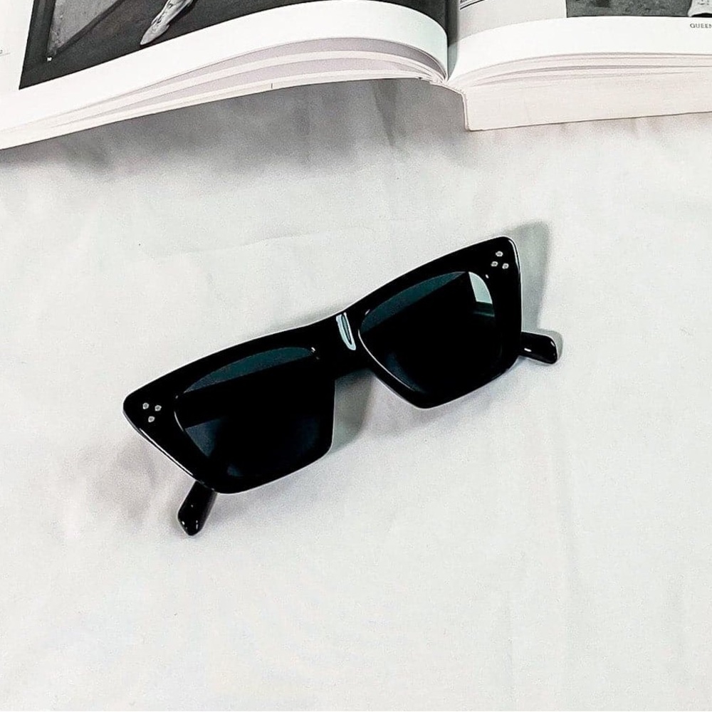 Black Trendy Sunglasses